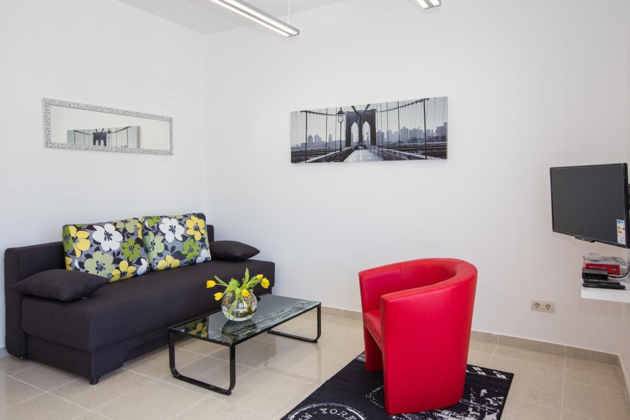Apartments And Room Adriatic Blue Dubrovnik Bagian luar foto