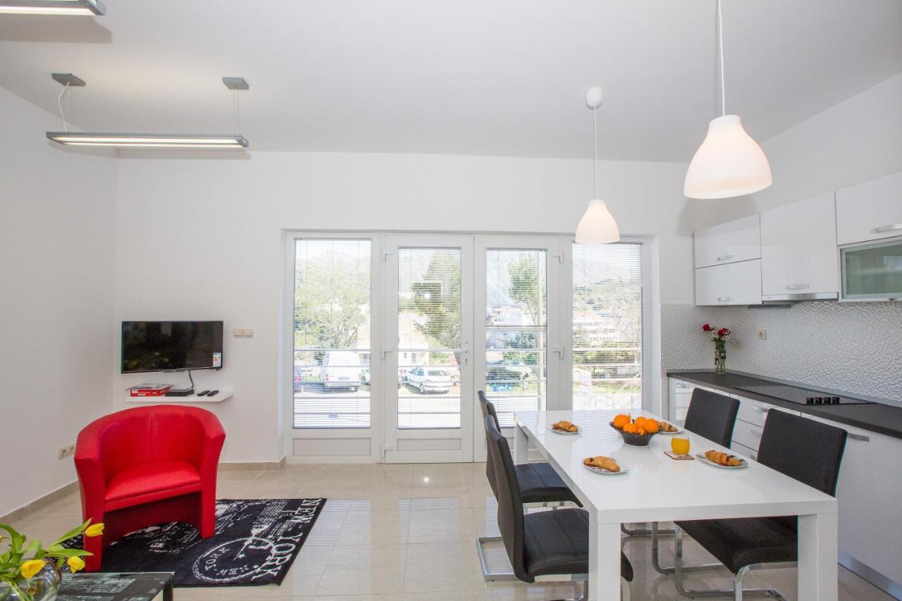 Apartments And Room Adriatic Blue Dubrovnik Bagian luar foto